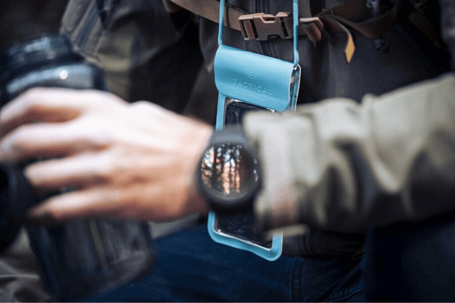 Водоустойчив калъф Splash L/XL за телефон Tactical<sup>®</sup>. Източник: Rigad/tacticalproducts.cz