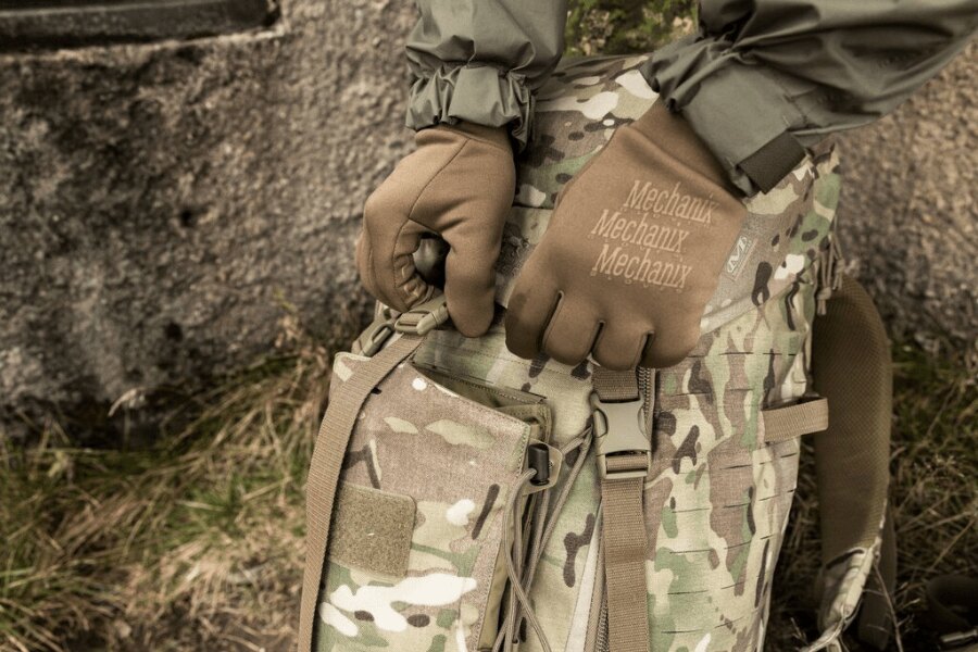 Зимни ръкавици ColdWork Base Layer Mechanix Wear<sup>®</sup>. Източник: Rigad.