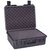 Куфарът Peli™ Storm Case® iM2400 е устойчив на вода и има пяна.