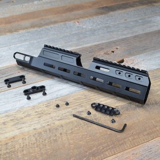M-LOK® предна ръкохватка с директен монтаж на светлина 13,8" CZ Bren 2 HB Industries®