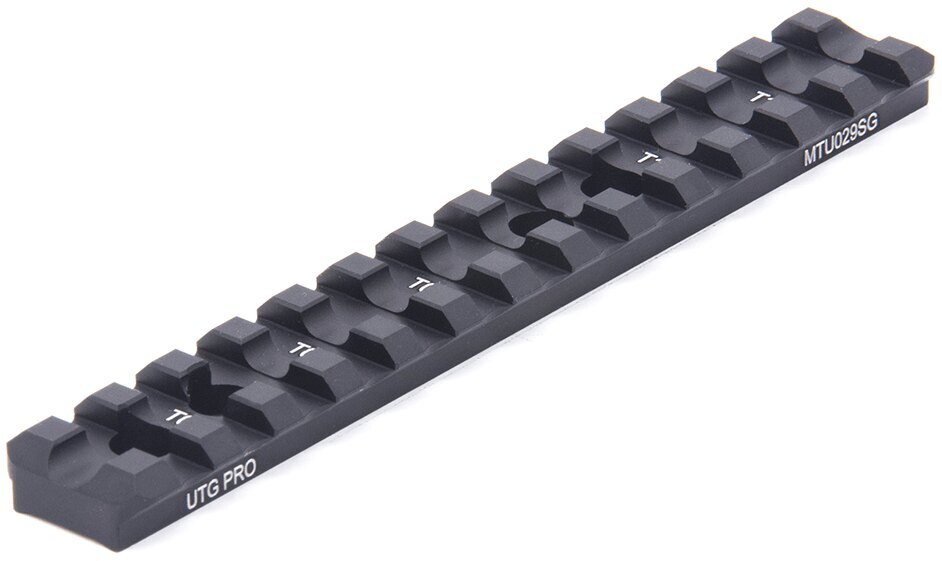 Монтажна шина за Mossberg® 500/590 UTG PRO®