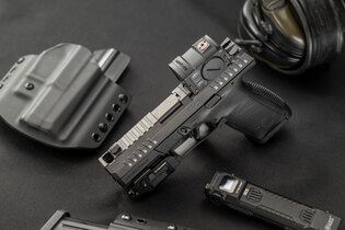 Пистолет CZ P-10 C PORTED / калибър 9×19 CZUB®