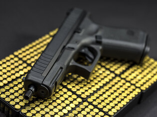 Пистолет Glock 44 FS със závitem на заглушител / калибър LR22