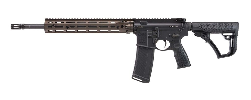 Самозареждаща се пушка DD4 RIII — Daniel Defense® — 16" (.223 Rem.)