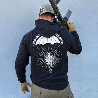 Суитшърт Brotherhood Brothers in Arms®
