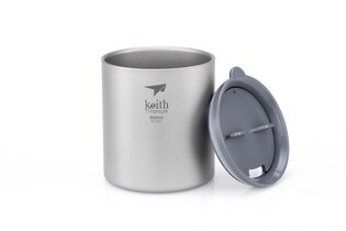Титаниева термочаша с капак Mug Keith® 600 ml