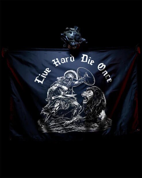 Знаме Die Once Brothers in Arms®