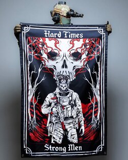 Знаме Hard Times Brothers in Arms®