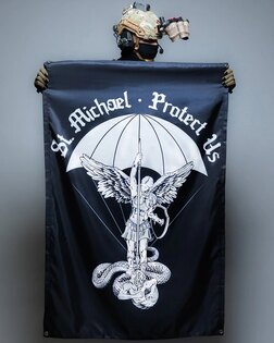 Знаме St. Michael Brothers in Arms®